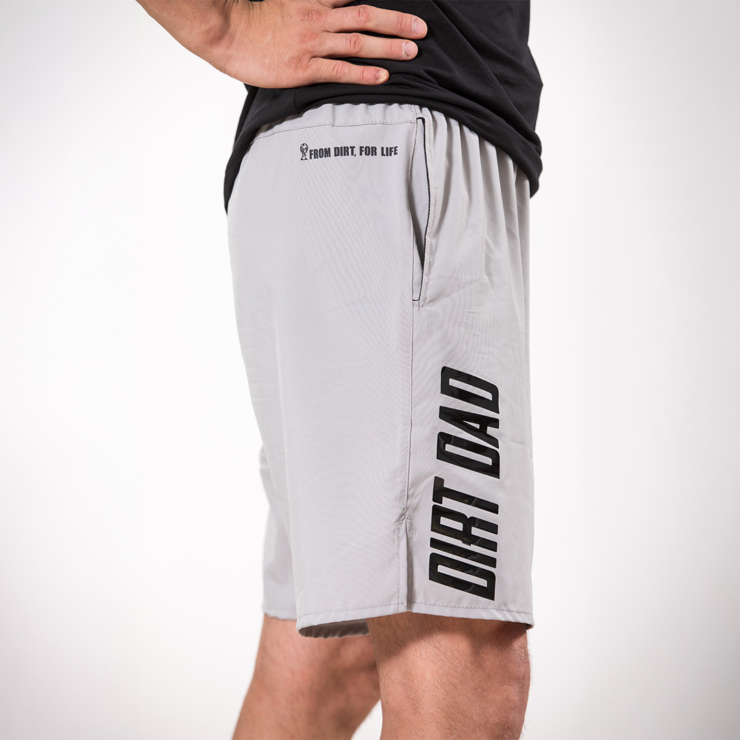 Shorts FOR LIFE - Com elástico interno.