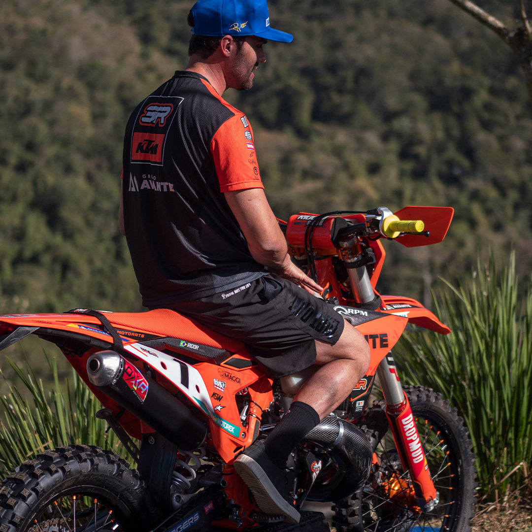 Shorts FOR LIFE - Com elástico interno. - Imagem 15